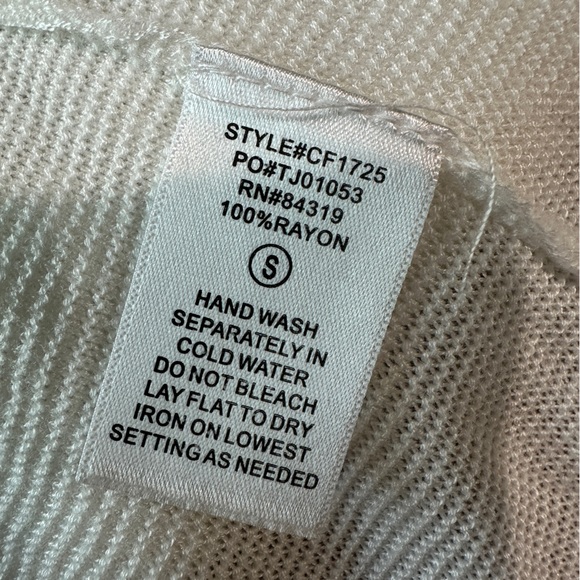 Cyrus Knit Long Sleeveless Cardigan Size Small White - Picture 10 of 10